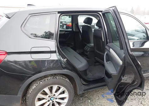 2013 BMW X3 xDrive28I z USA, uszkodzony, nr VIN 5UXWX9C52D0A19223